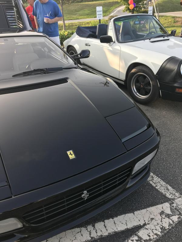 Chris Williams’ 1985 Porsche (background). KELLIE BIGOS/Boothbay Register