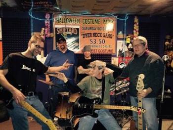Dyer Neck Gang plays Mr. C’s on April 25. LISA KRISTOFF/Boothbay Register Dyer Neck Gang