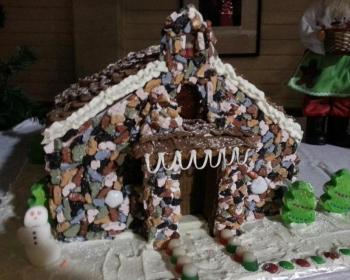 Michaela Marden’s Wilson Chapel gingerbread, 2014. Michaela Marden’s Wilson Chapel gingerbread