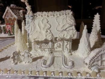 Carly Crewall’s white on white with silver gingerbread took First Place in 2014. What creative confection will win this title in 2015? Photos courtesy of Cathy Sherrill Carly Crewall’s First Place gingerbread 2014
